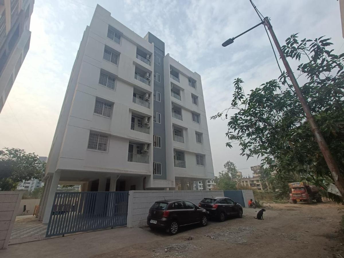 Service Apartments, Baner, * Pune